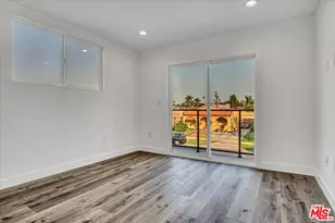 2419 S Cochran Ave, Los Angeles, CA 90016 - Photo 29