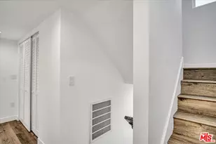 2419 S Cochran Ave, Los Angeles, CA 90016 - Photo 47