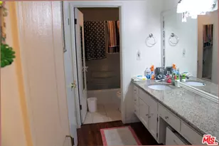 6724 Hillpark Dr, Los Angeles, CA 90068 - Photo 7