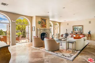 10820 Ambazac Way, Los Angeles, CA 90077 - Photo 17