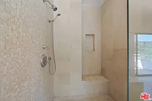 15656 Crownridge Pl, Sherman Oaks, CA 91403 - Photo 49