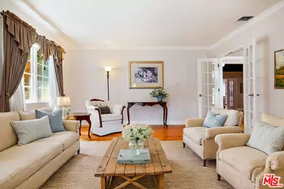 10655 Camarillo St, Toluca Lake, CA 91602 - Photo 9