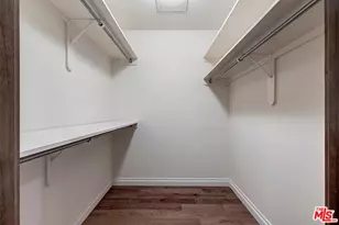 300 N Swall Dr, Beverly Hills, CA 90211 - Photo 15