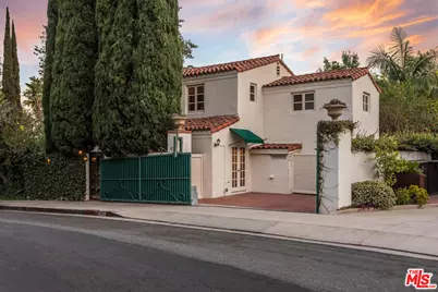 1811 Courtney Ave, Los Angeles, CA 90046 - Photo 1