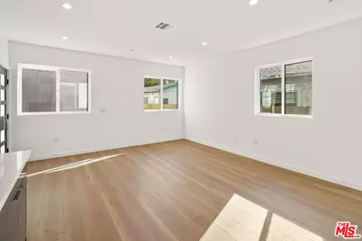 1733 S New Hampshire Ave, Los Angeles, CA 90006 - Photo 41