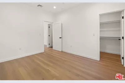 1733 S New Hampshire Ave, Los Angeles, CA 90006 - Photo 19
