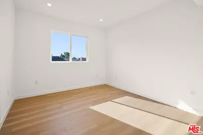 1733 S New Hampshire Ave, Los Angeles, CA 90006 - Photo 53