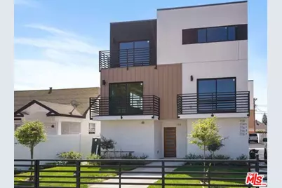 716 W 41st Pl, Los Angeles, CA 90037 - Photo 1