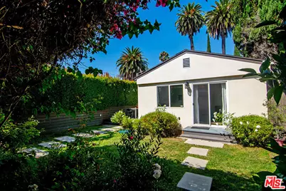 502 N Crescent Heights Blvd, Los Angeles, CA 90048 - Photo 25