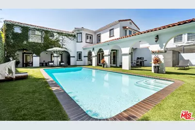 956 S Longwood Ave, Los Angeles, CA 90019 - Photo 1