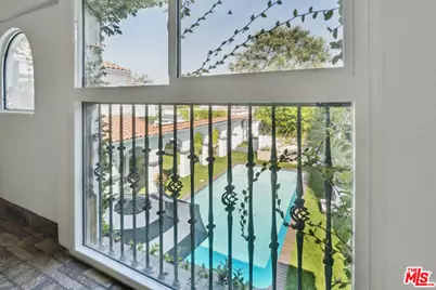 956 S Longwood Ave, Los Angeles, CA 90019 - Photo 27