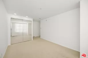 10380 Wilshire Blvd, Los Angeles, CA 90024 - Photo 25