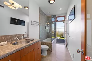 8411 Hollywood Blvd, Los Angeles, CA 90069 - Photo 25