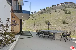 31830 Lobo Canyon, Agoura Hills, CA 91301 - Photo 29