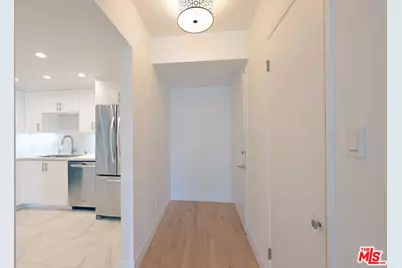 969 Hilgard Ave #1008, Los Angeles, CA 90024 - Photo 13