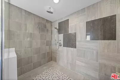 3785 Wilshire Blvd #1709, Los Angeles, CA 90010 - Photo 9