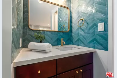 5901 Canterbury Dr #5, Culver City, CA 90230 - Photo 15