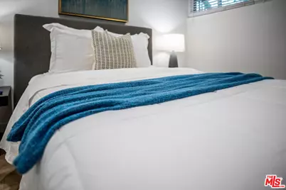 5901 Canterbury Dr #5, Culver City, CA 90230 - Photo 13