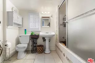 4822 Cimarron St, Los Angeles, CA 90062 - Photo 25