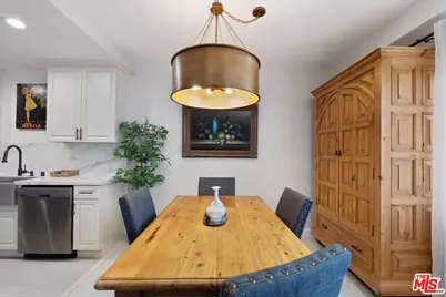 622 S Barrington Ave #206, Los Angeles, CA 90049 - Photo 7