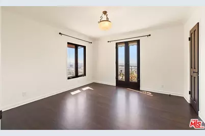 6930 Oporto Dr, Los Angeles, CA 90068 - Photo 25