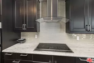 2260 N Cahuenga Blvd, Los Angeles, CA 90068 - Photo 11