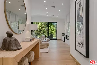 9153 Janice Pl, Beverly Hills, CA 90210 - Photo 33