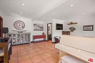 6119 Del Valle Dr, Los Angeles, CA 90048 - Photo 49