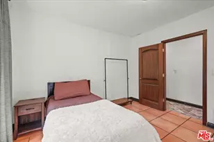 6119 Del Valle Dr, Los Angeles, CA 90048 - Photo 33