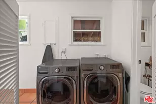 6119 Del Valle Dr, Los Angeles, CA 90048 - Photo 37