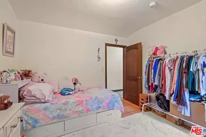 6119 Del Valle Dr, Los Angeles, CA 90048 - Photo 29