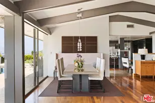 11531 Amanda Dr, Studio City, CA 91604 - Photo 19