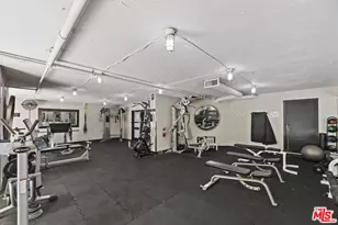 750 N Kings Rd, West Hollywood, CA 90069 - Photo 17