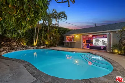 8044 Cowan Ave, Los Angeles, CA 90045 - Photo 3