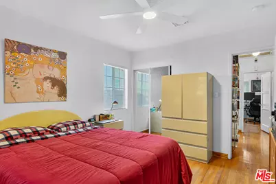 1701 N Buena Vista St, Burbank, CA 91505 - Photo 21
