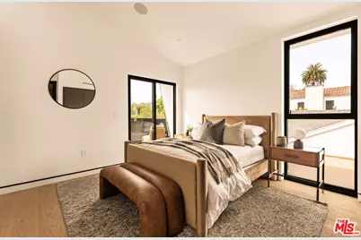 930 N La Jolla Ave, West Hollywood, CA 90046 - Photo 17