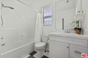 21757 Bene Dr, Santa Clarita, CA 91350 - Photo 19