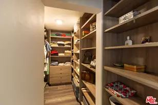 14600 Dickens St, Sherman Oaks, CA 91403 - Photo 9