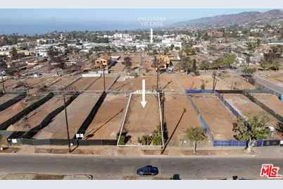 1043 Galloway St, Pacific Palisades, CA 90272 - Photo 1