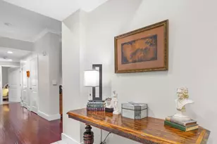 2240 S Beverly Glen Blvd, Los Angeles, CA 90064 - Photo 1