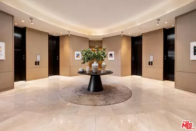 211 W Elm Ct #29C, Los Angeles, CA 90067 - Photo 11