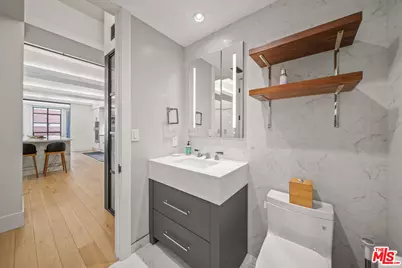 849 S Broadway #812, Los Angeles, CA 90014 - Photo 27