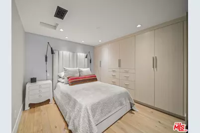 849 S Broadway #812, Los Angeles, CA 90014 - Photo 25