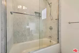 836 Hilldale Ave, West Hollywood, CA 90069 - Photo 21