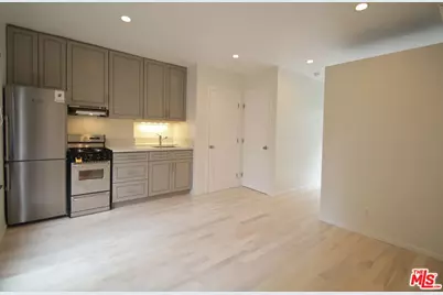 836 Hilldale Ave, West Hollywood, CA 90069 - Photo 31