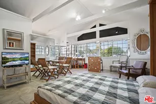 11538 La Maida St, Valley Village, CA 91601 - Photo 49