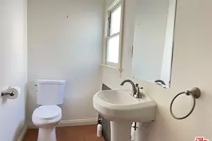 1320 Barrington Way, Glendale, CA 91206 - Photo 11