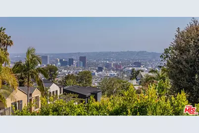 1437 Belfast Dr, Los Angeles, CA 90069 - Photo 27