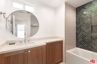 5433 Tampa Ave, Tarzana, CA 91356 - Photo 21