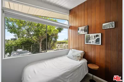 12400 Deerbrook Ln, Los Angeles, CA 90049 - Photo 21